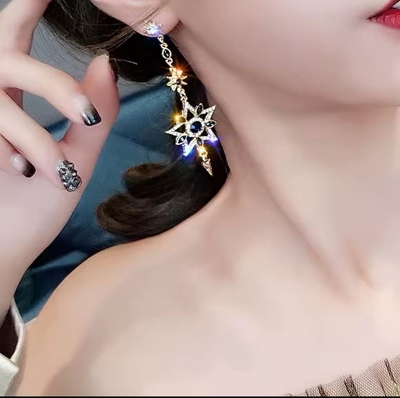 Earrings Women's Star Moon Silver Dangle New f41 - Picture 2 of 5